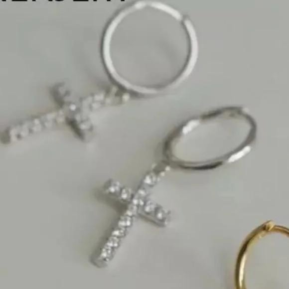 STERLING SILVER CROSS EARRINGS - Picture 4 of 4